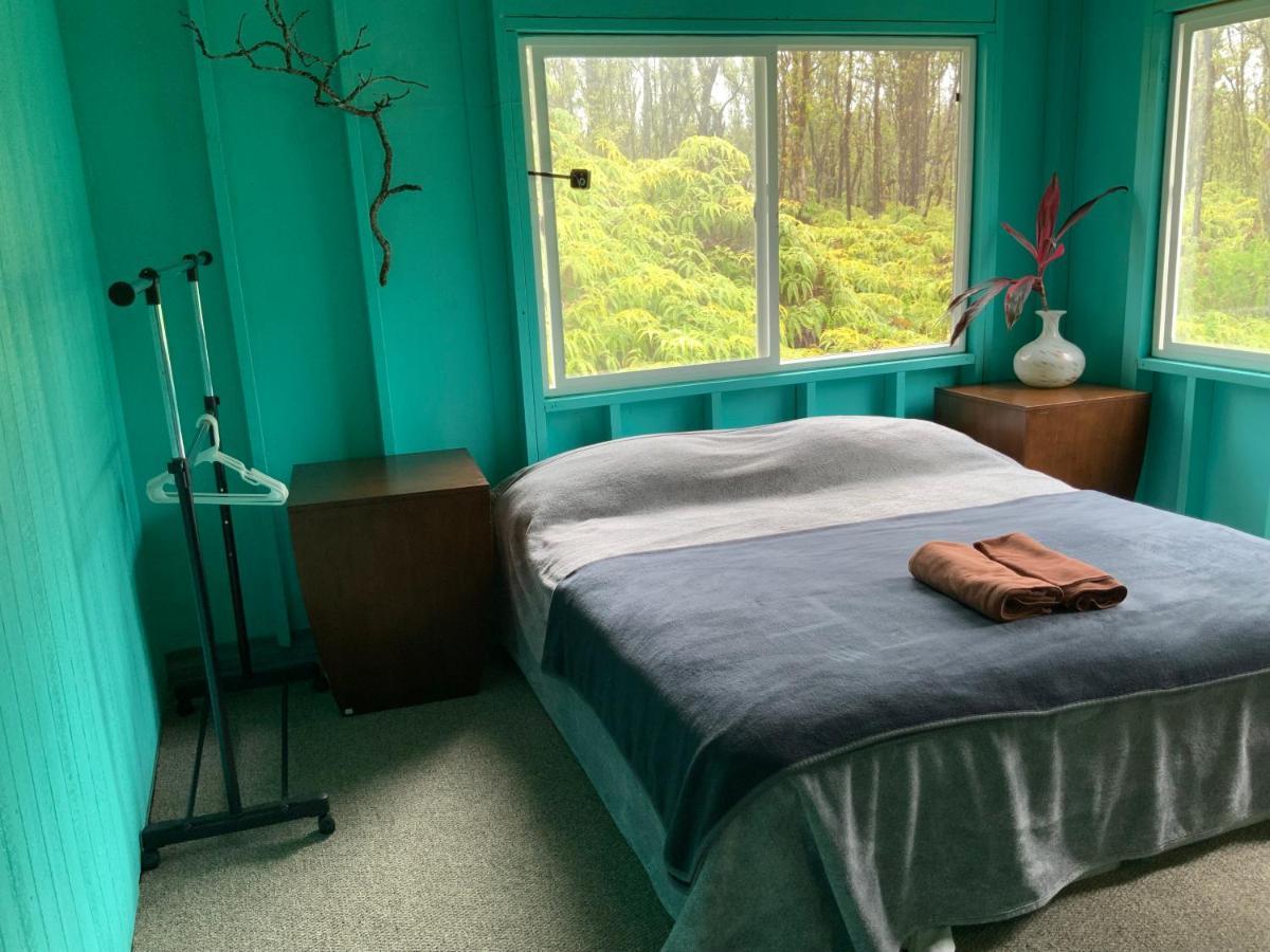 Simple Rustic Studio Deluxe Bed In Tropical Fruits Garden Hotel Mountain View Bagian luar foto